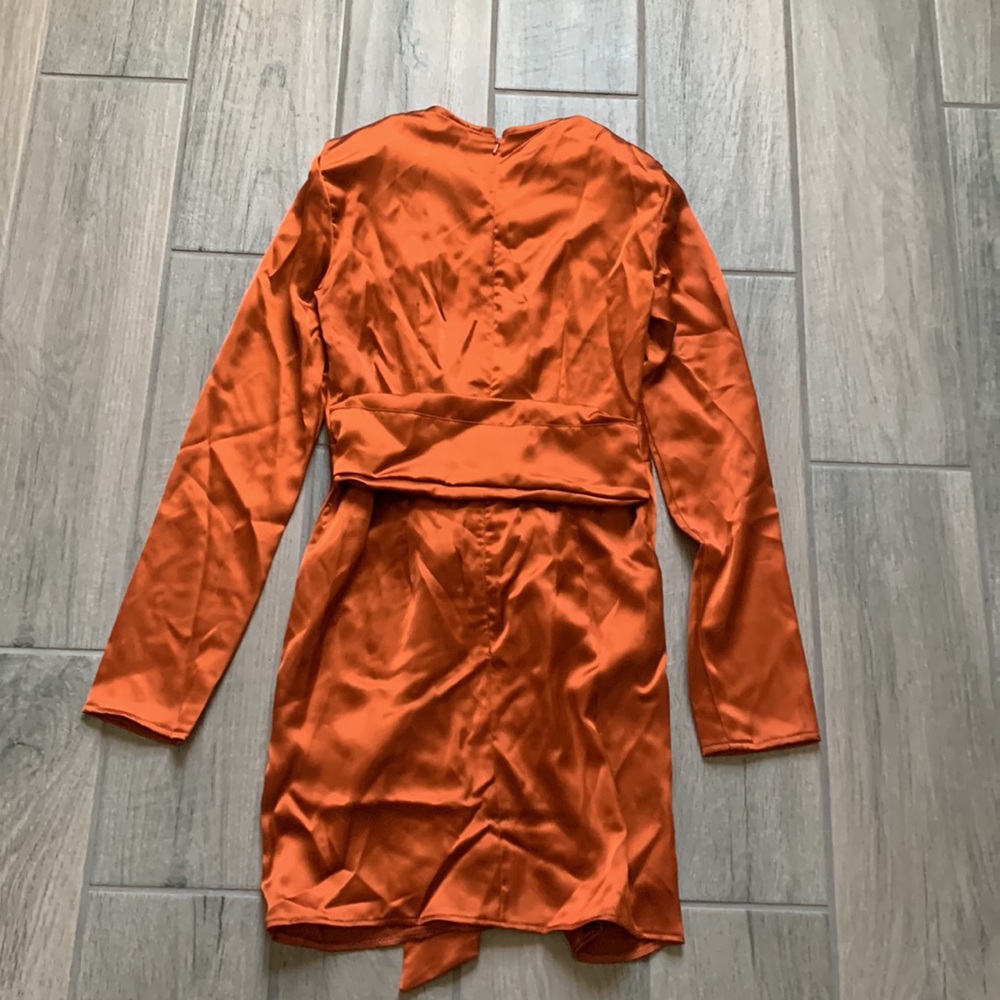 Prettylittlething Satin Long Sleeve Dress - Picture 6 of 8